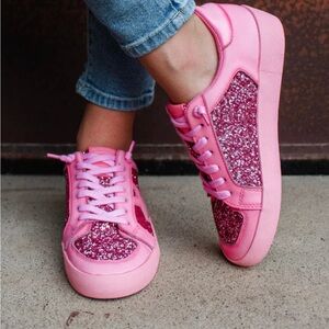 Excellent Condition Vintage Havana Alexis Glitter Sneakers, Hot Pink Size 7.5